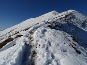 33 Neve anche molliccia in disgelo al sole